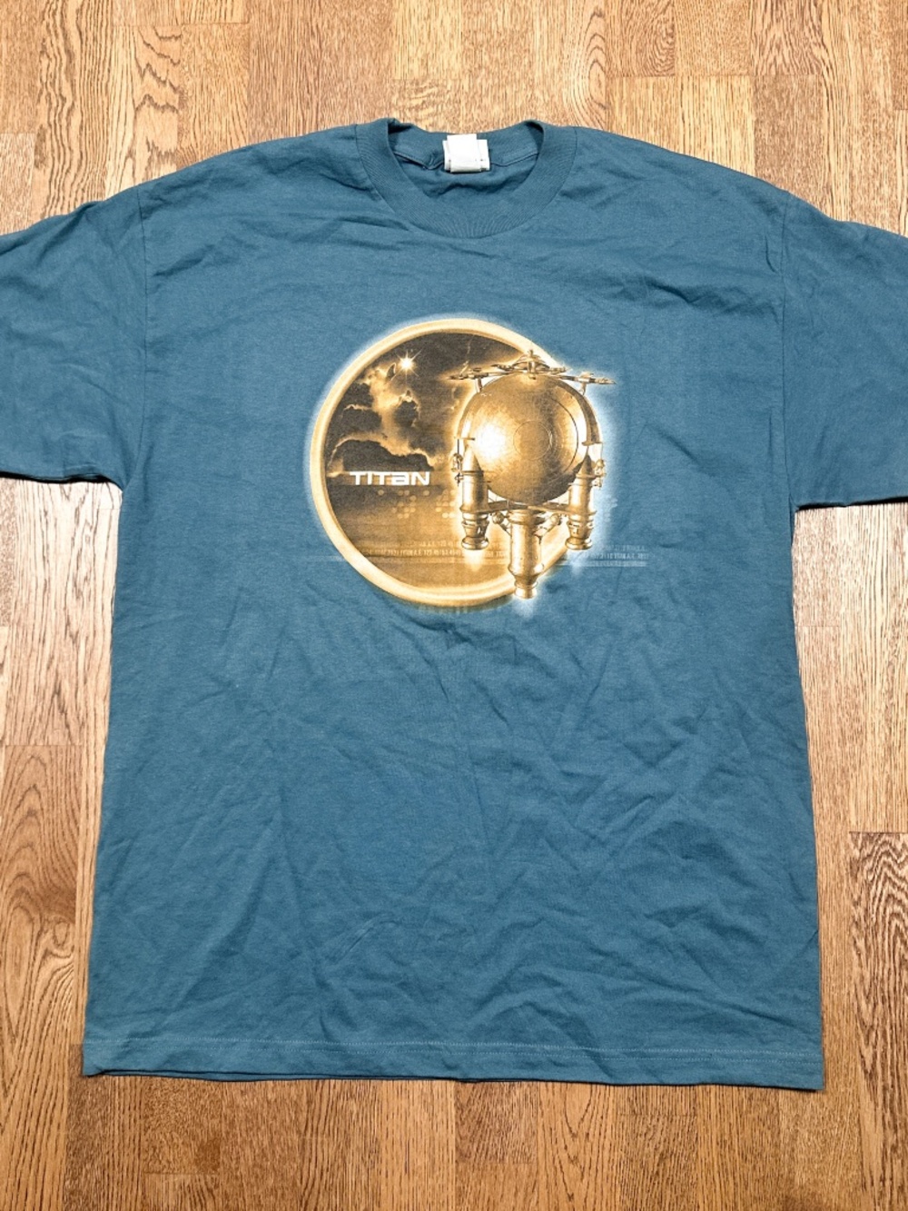 Vintage Y2K Titan AE 2002 Movie Ship 20th Century Fox Promo T Shirt Mens XL